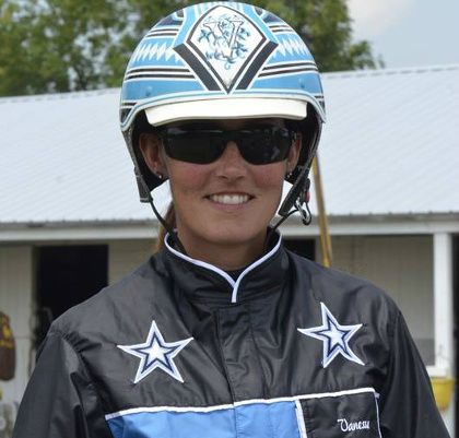 Karlewicz crushes in 14-length romp